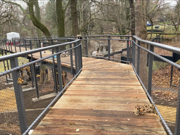 Eröffnung der „Naturbrücke“ im Naturschutz-Tierpark Görlitz-Zgorzelecmit festlichem Lampionumzug, 17.12.2024 16-18 Uhr